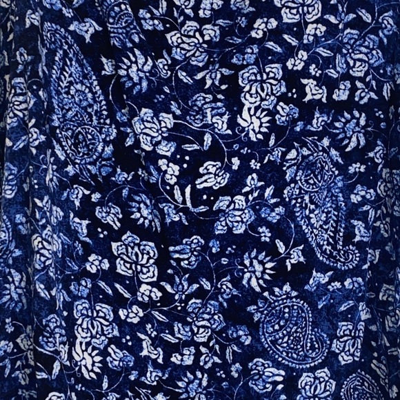 Forever 21 Top - Picture 4 of 5